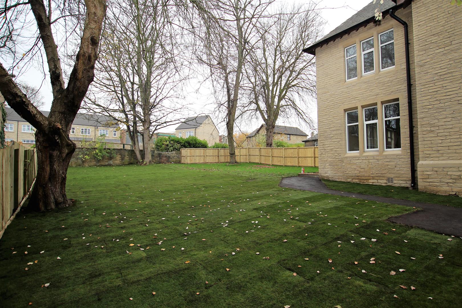 Albion Road, Idle, Bradford Sugdens Estate Agent
